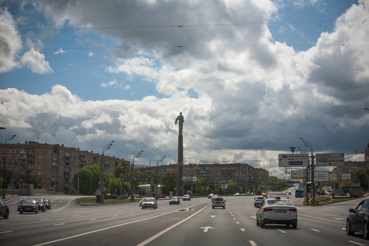 Памятник Первому космонавту - Дмитрий Аргунов