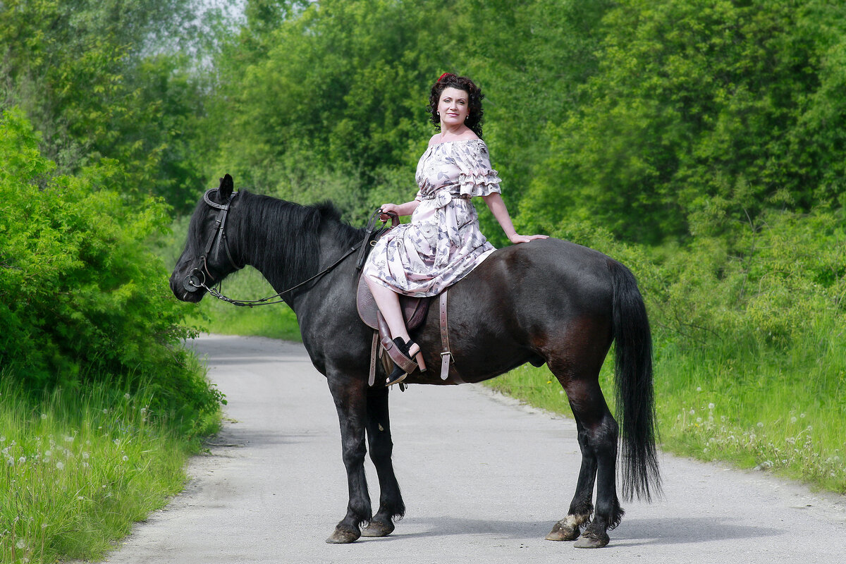 Елена и Водопад - Кристина Щукина