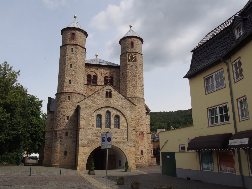 Старая церковь - Witalij Loewin