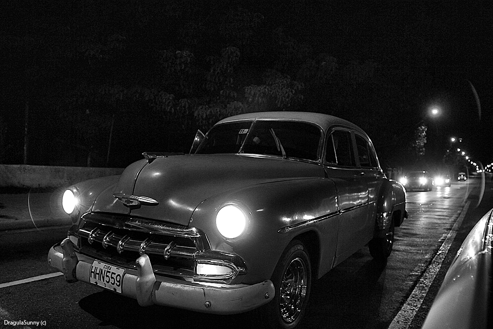 Night Road at Havana - Igor Nekrasov