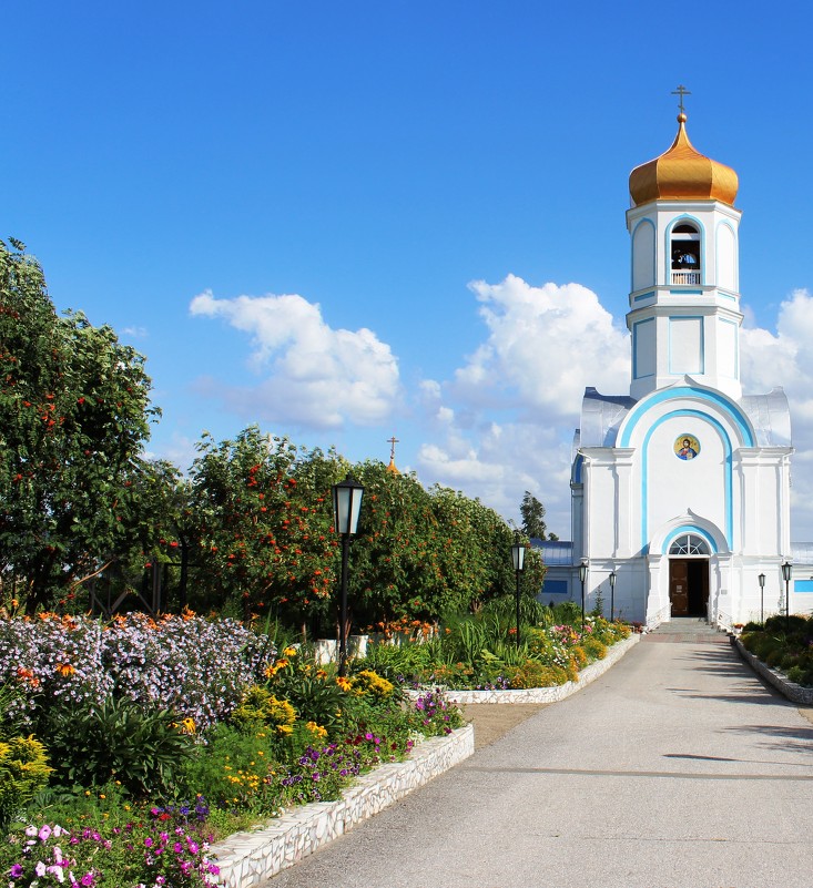 Женский монастырь в Колывани - Рустам Илалов