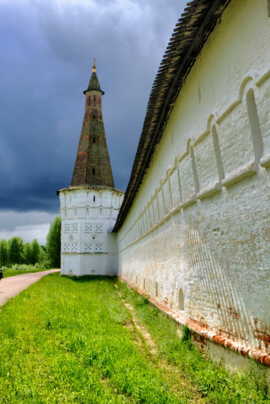 стена Иософо-Волоцкого монастыря - Георгий А