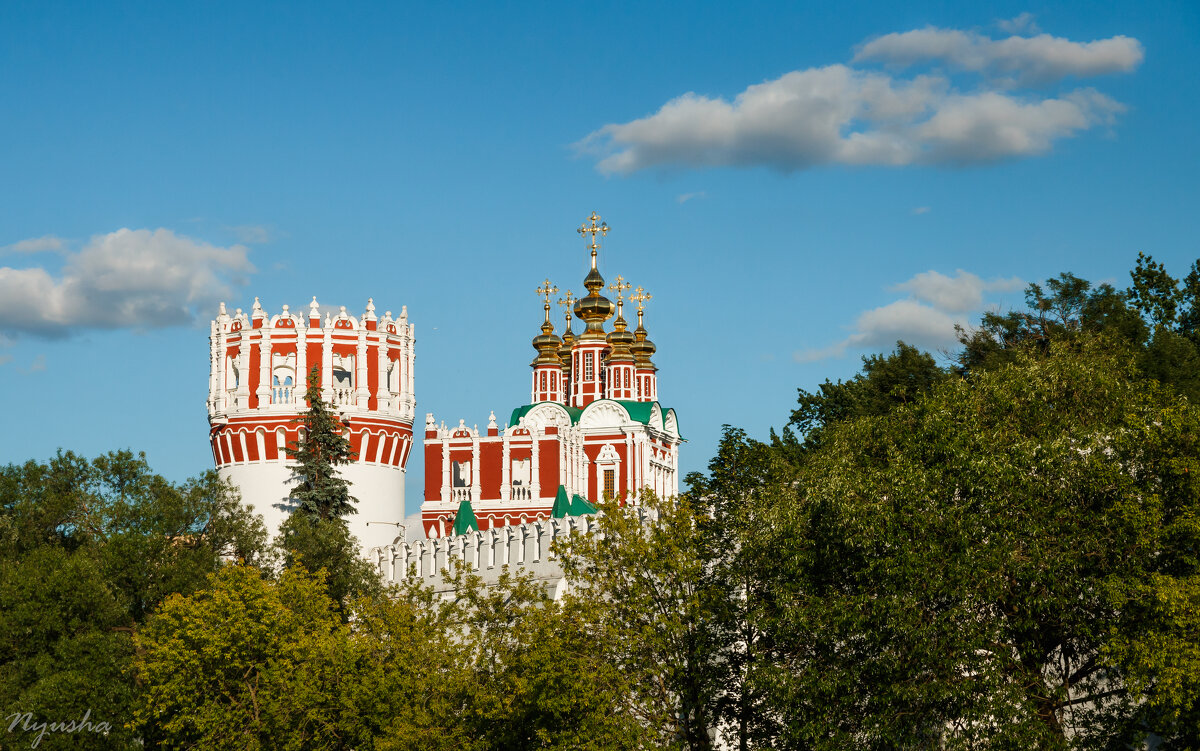 Прогулки у Новодевичьего - Nyusha .