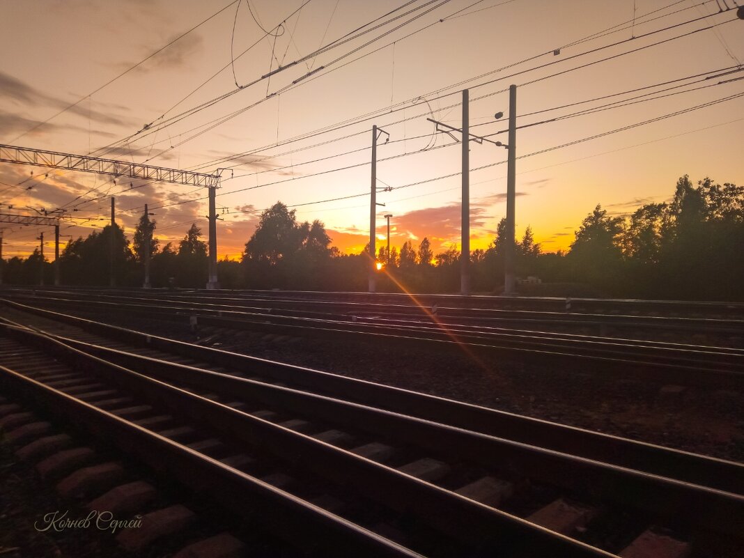 Закат на железной дороге - Сергей Кочнев