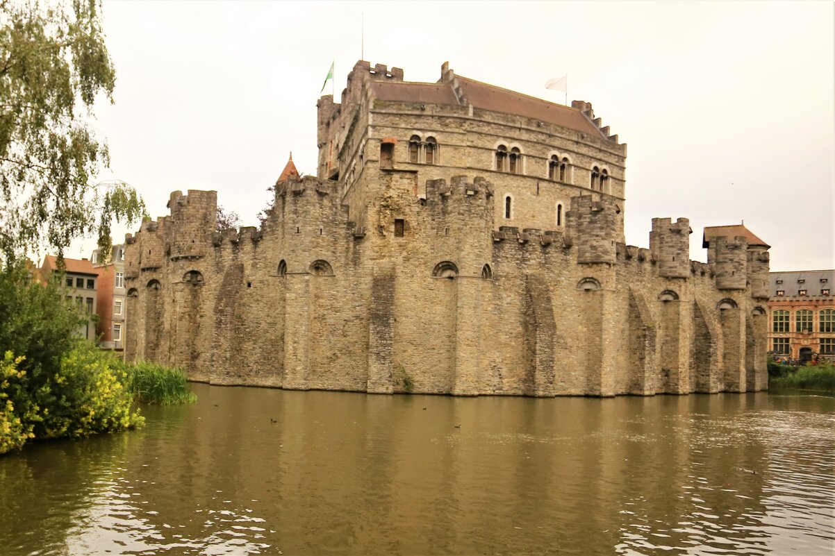 Гент,Замок графов Фландрии - alexx Baxpy
