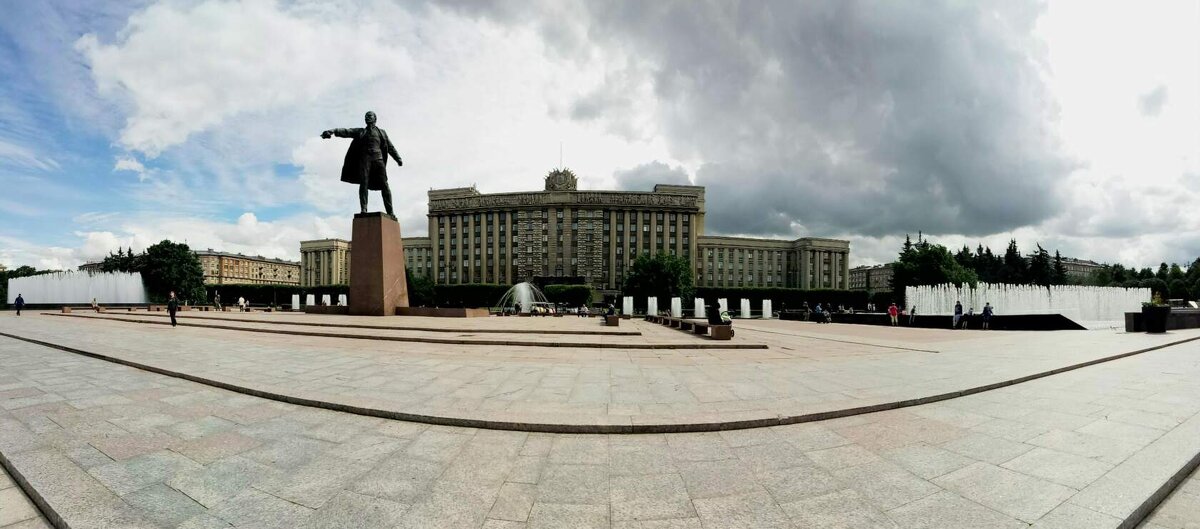 Панорама фонтанов на Московской - Елена Вишневская