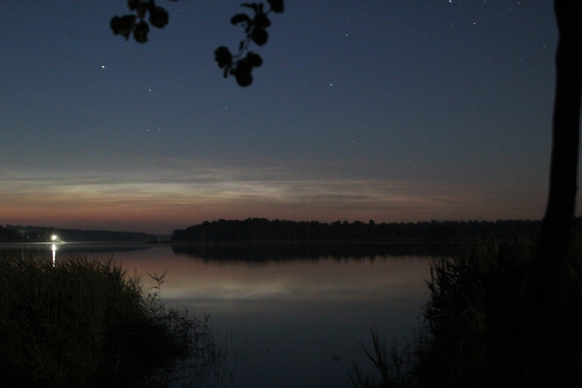 Полночь над озером Ломпадь - Анатолий Кувшинов