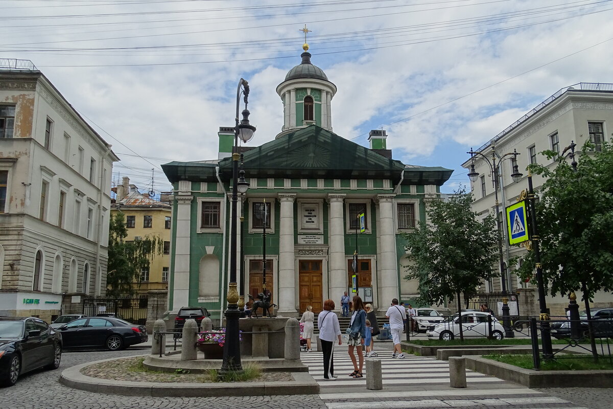 Санкт-Петербург, ул. Большая Конюшеная - Anna-Sabina Anna-Sabina