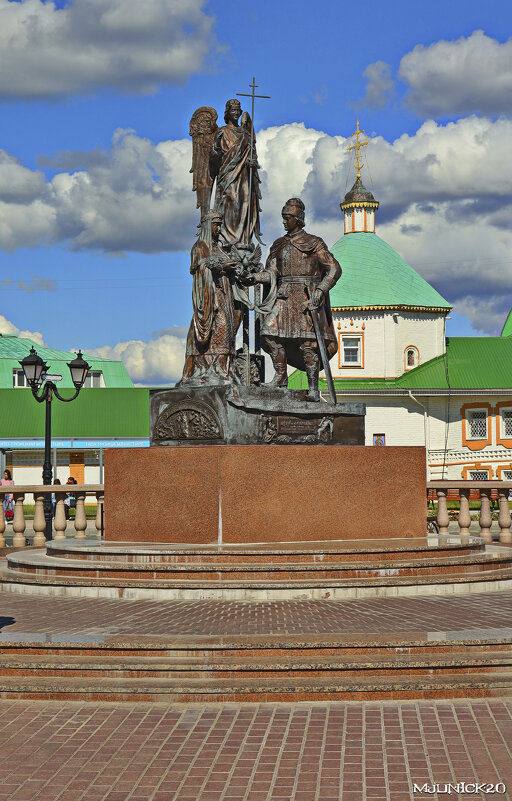 Памятник  Петру и Февронии ( муромские чудотворцы) - Михаил Николаев