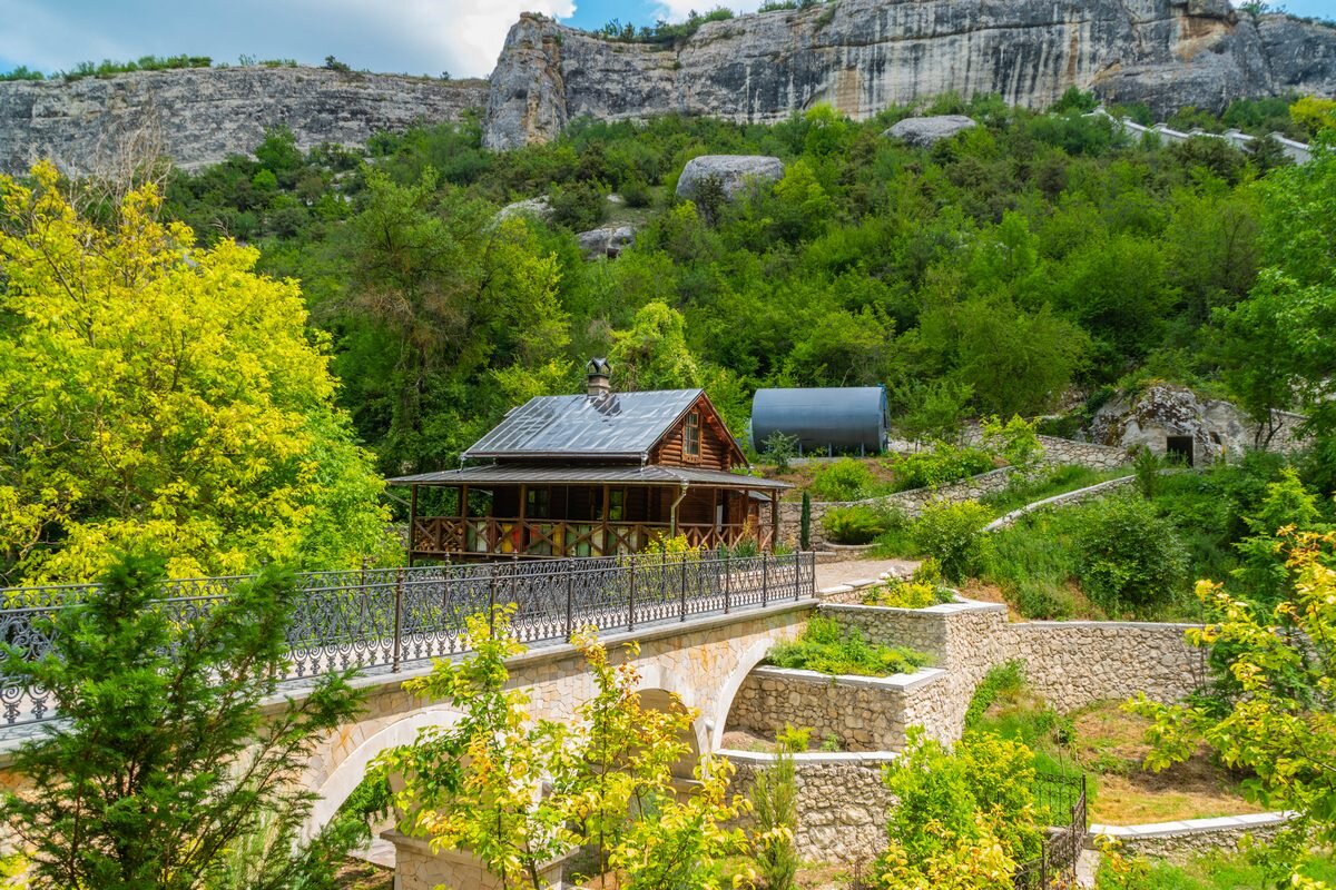 ЧУФУТ-КАЛЕ пещерный город,БАХЧИСАРАЙ ,КРЫМ - Дмитрий Лупандин