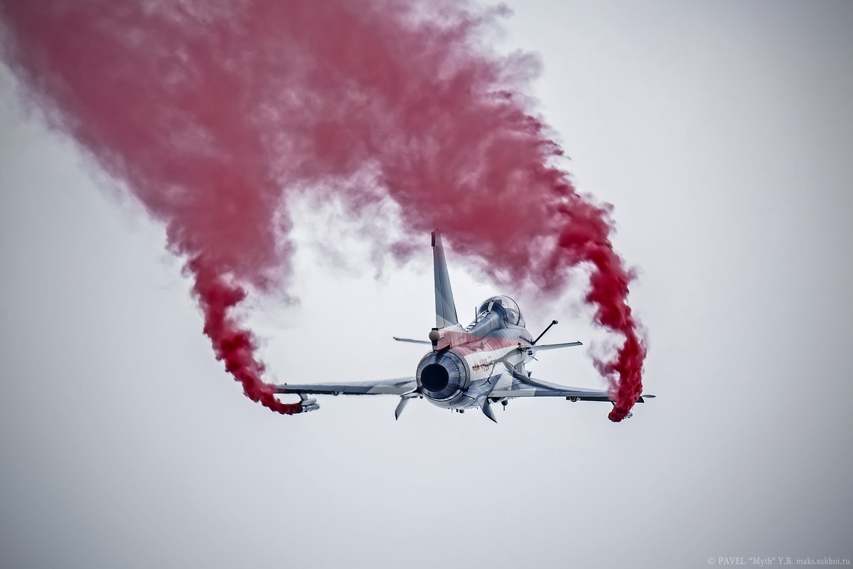 J-10 (Jian 10) Chinese Aerobatic Team &amp;quot;August 1-st&amp;quot; - Павел Myth Буканов