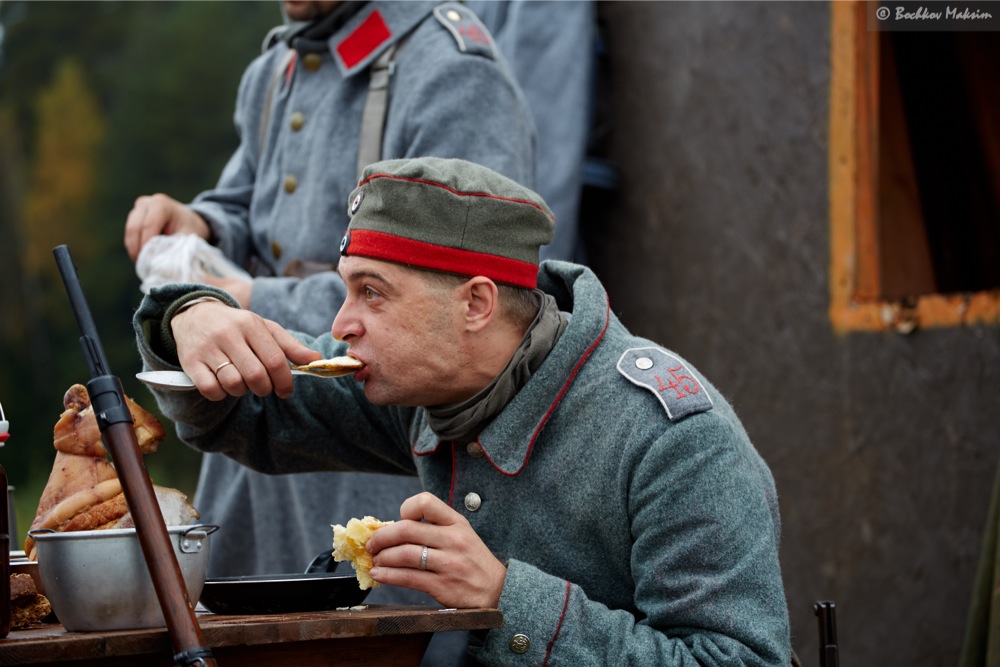 Война войной,.... - Максим Бочков