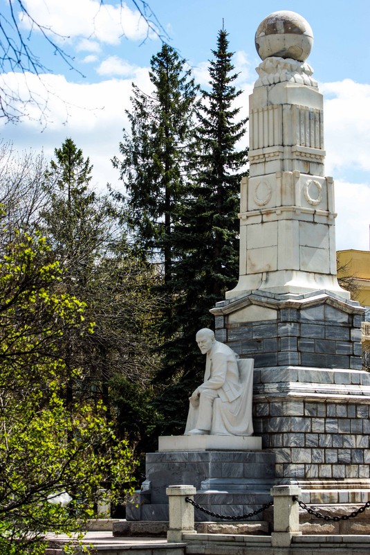 Уфа. Мраморный памятник Ленину 1924 года. - Андрей Мичурин