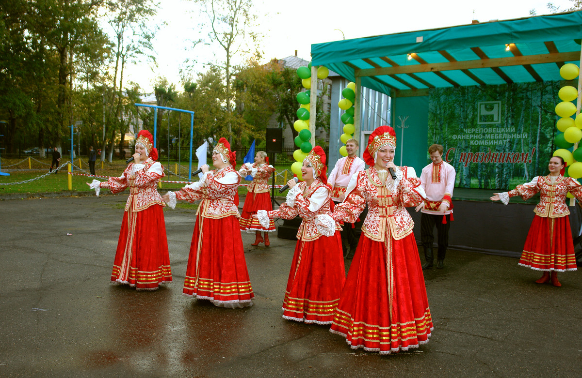 Костюмы для народного ансамбля