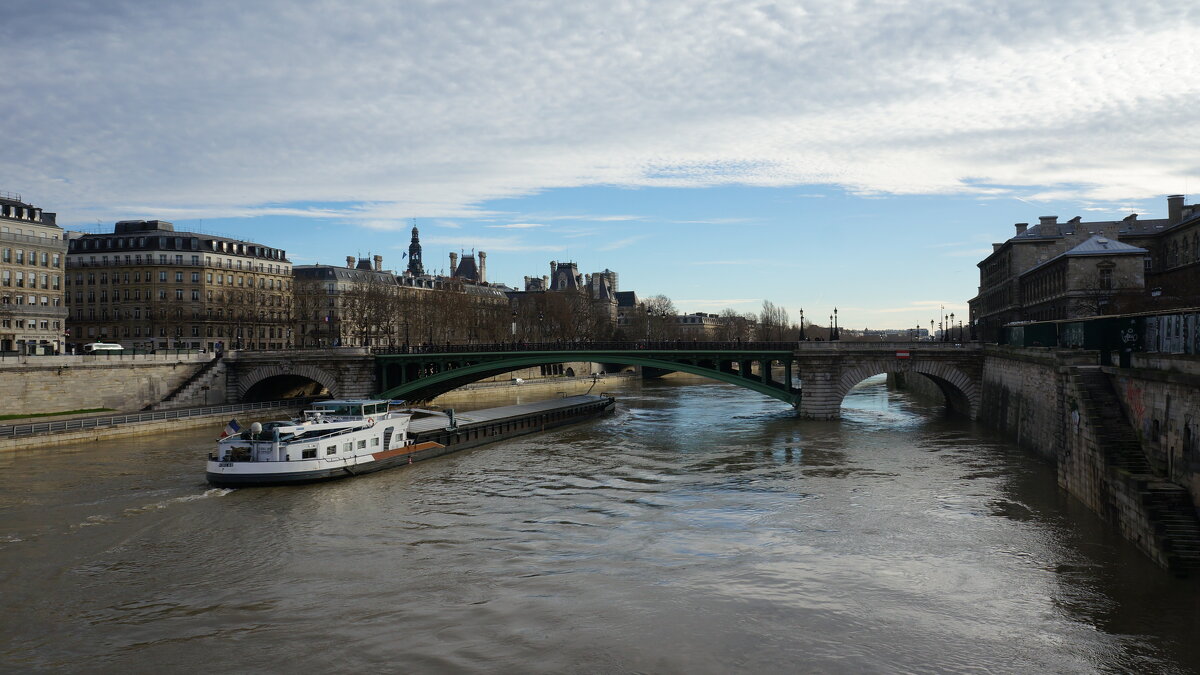 Баржа на реке Сена. Париж. Франция - Тихон Соланов 