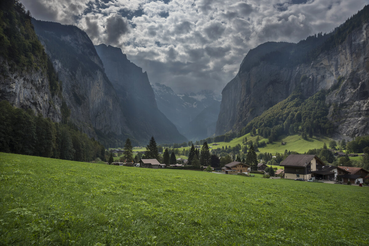 Lauterbrunnen - Sergey Oslopov 