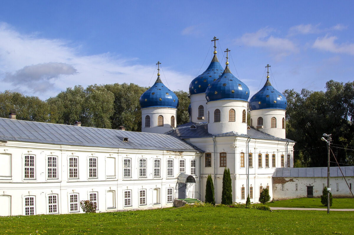 Великий Новгород, Юрьев монастырь 12-го века - Cергей Павлович