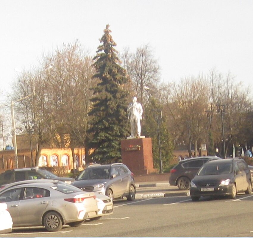 Памятник В.И.Ленину - Maikl Smit