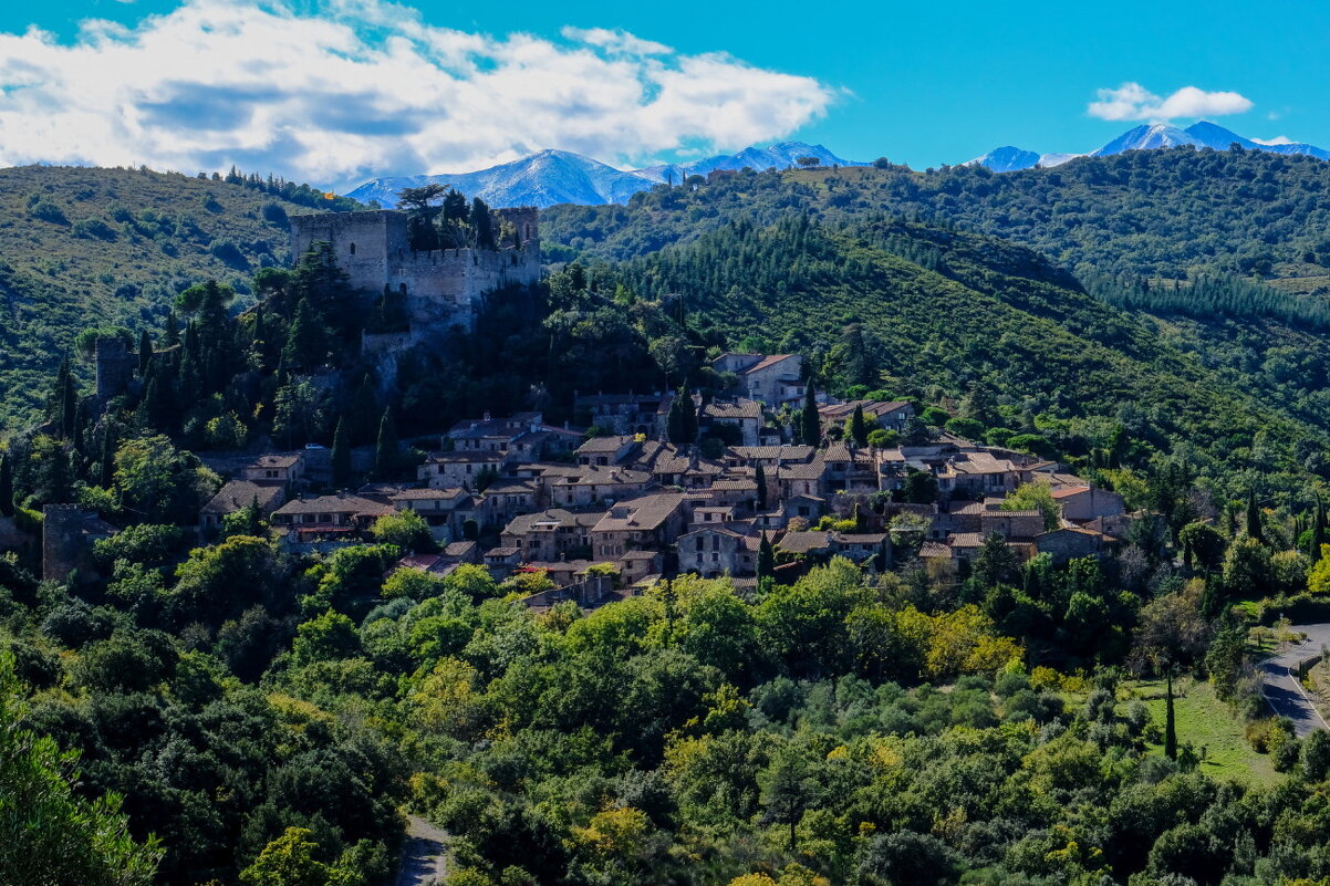 деревня Кастелну (Castelnou) в горах - Георгий А