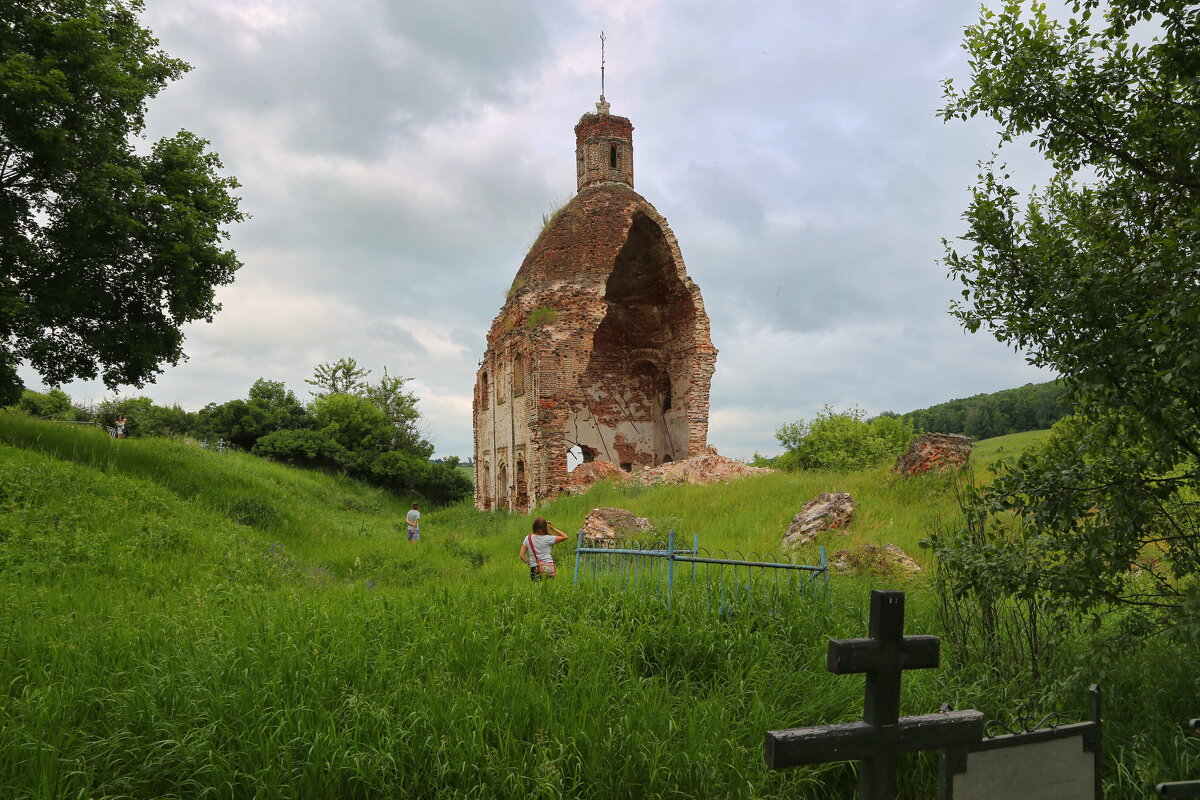 Церковь Архангела Михаила в Маслово на Мече - Ninell Nikitina
