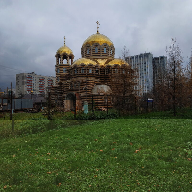 Храм строится - Андрей Лукьянов