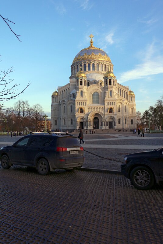 На чугунной мостовой - Ольга 