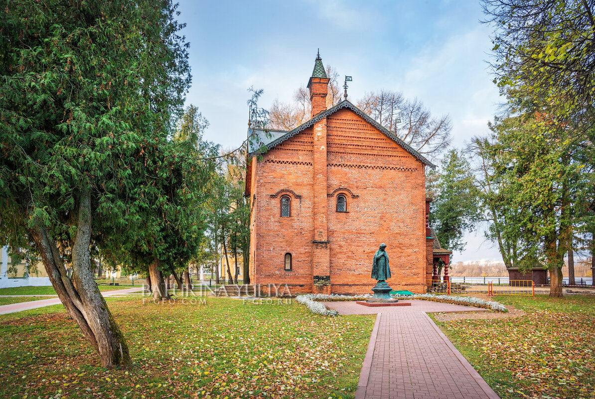 Памятник царевичу - Юлия Батурина