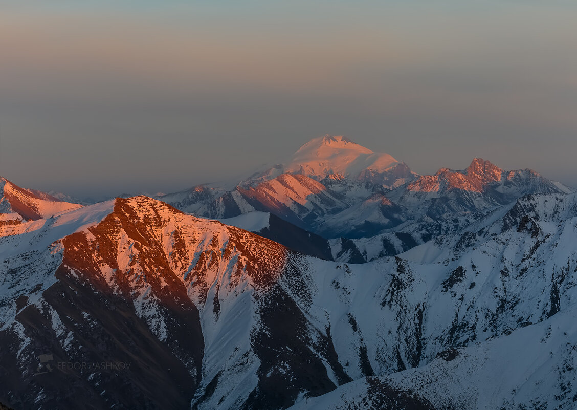 Кавказские горы на закате - Фёдор. Лашков
