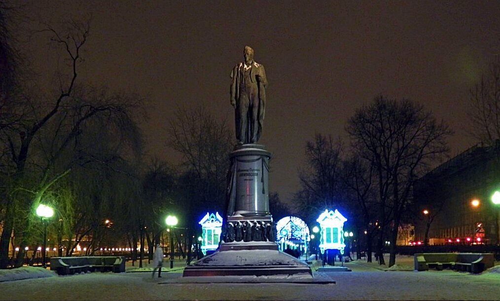 Памятник Грибоедову на Чистых прудах - Oleg4618 Шутченко
