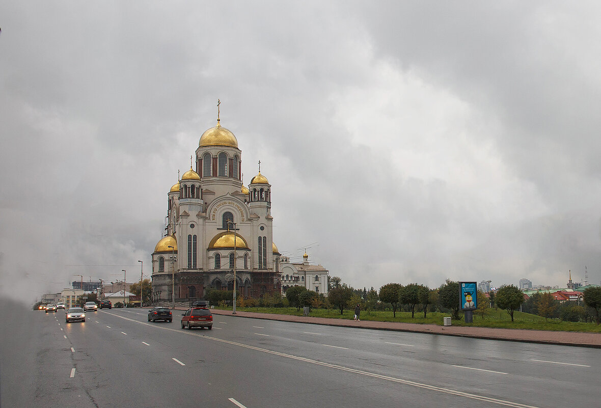 Храм Христа Спасителя в пасмурный день - Светлана Медведева 