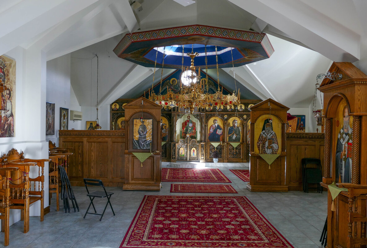 В церкви при монастыре Косьмы Этолийского - Юрий Поляков