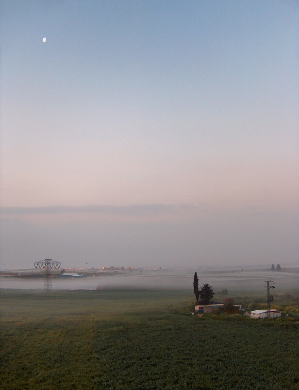 Раннее утро с луной и туманом - Валерий Готлиб