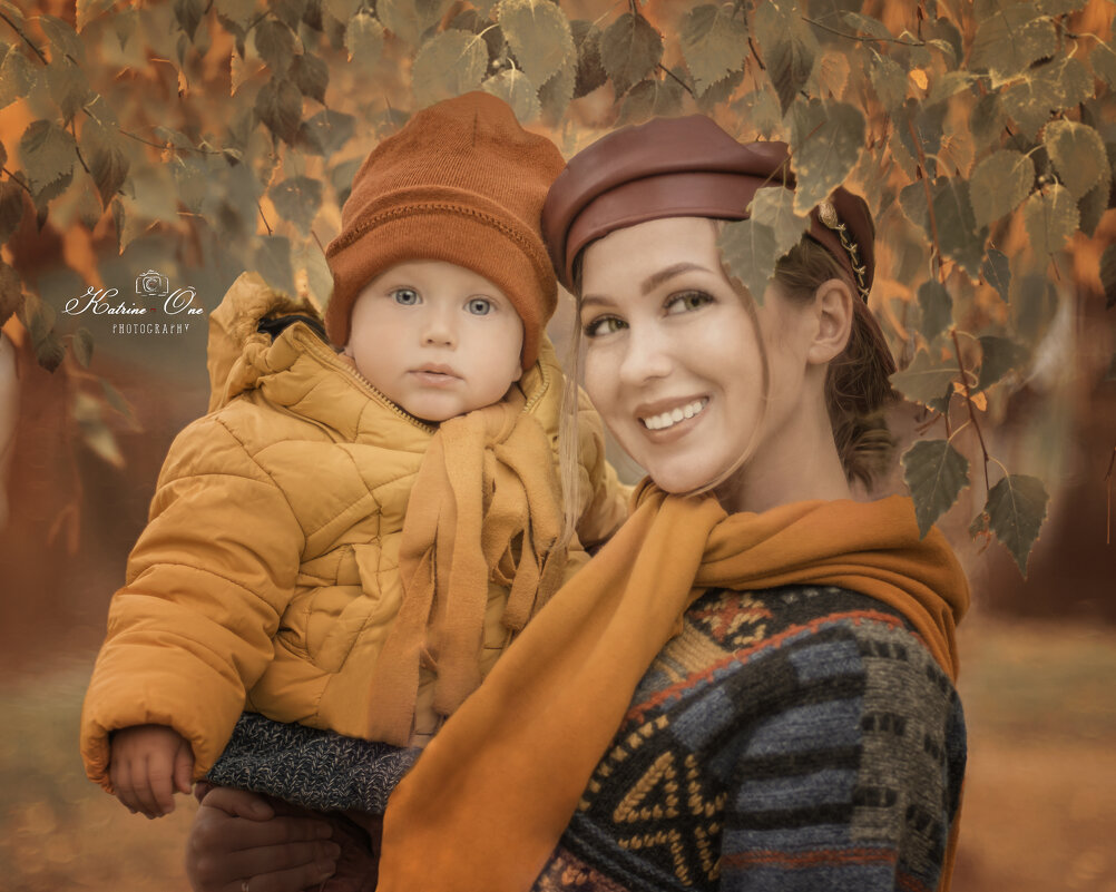 Мама с ребёнком - Екатерина Сучугова