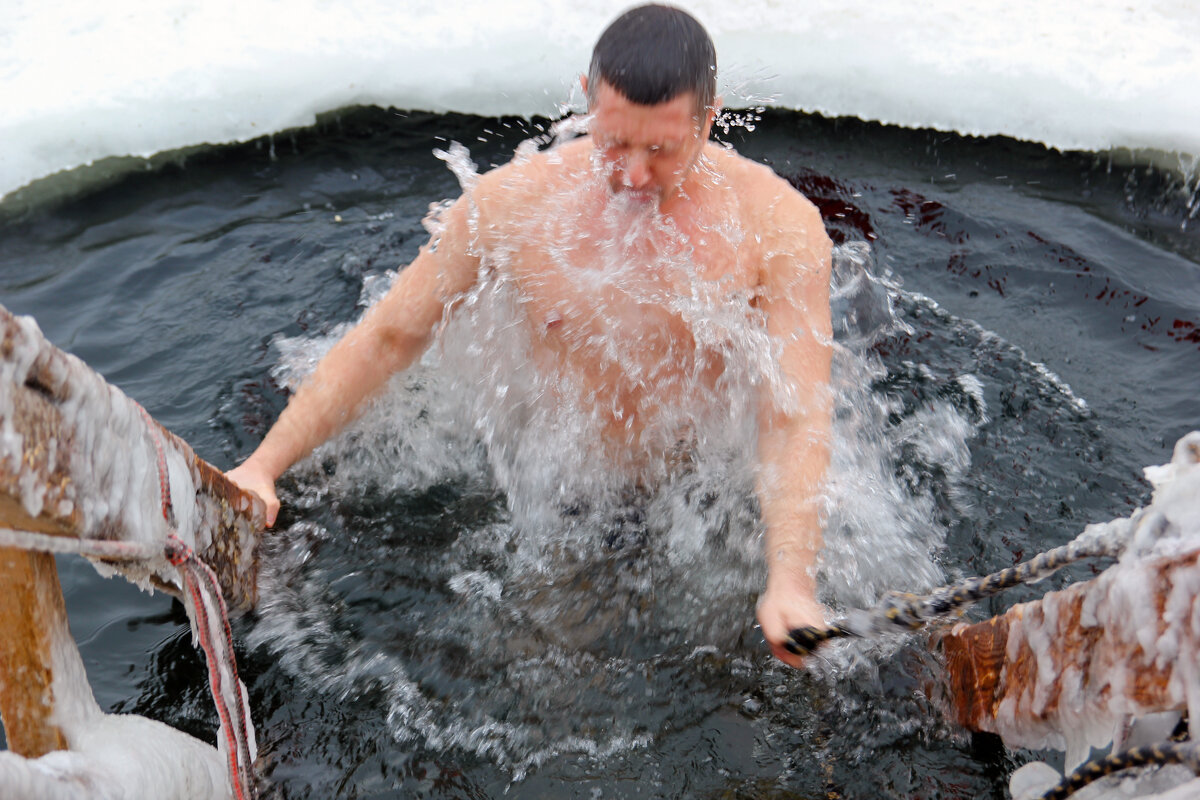 Крещенские купания в Санкт-Петербурге - skijumper Иванов