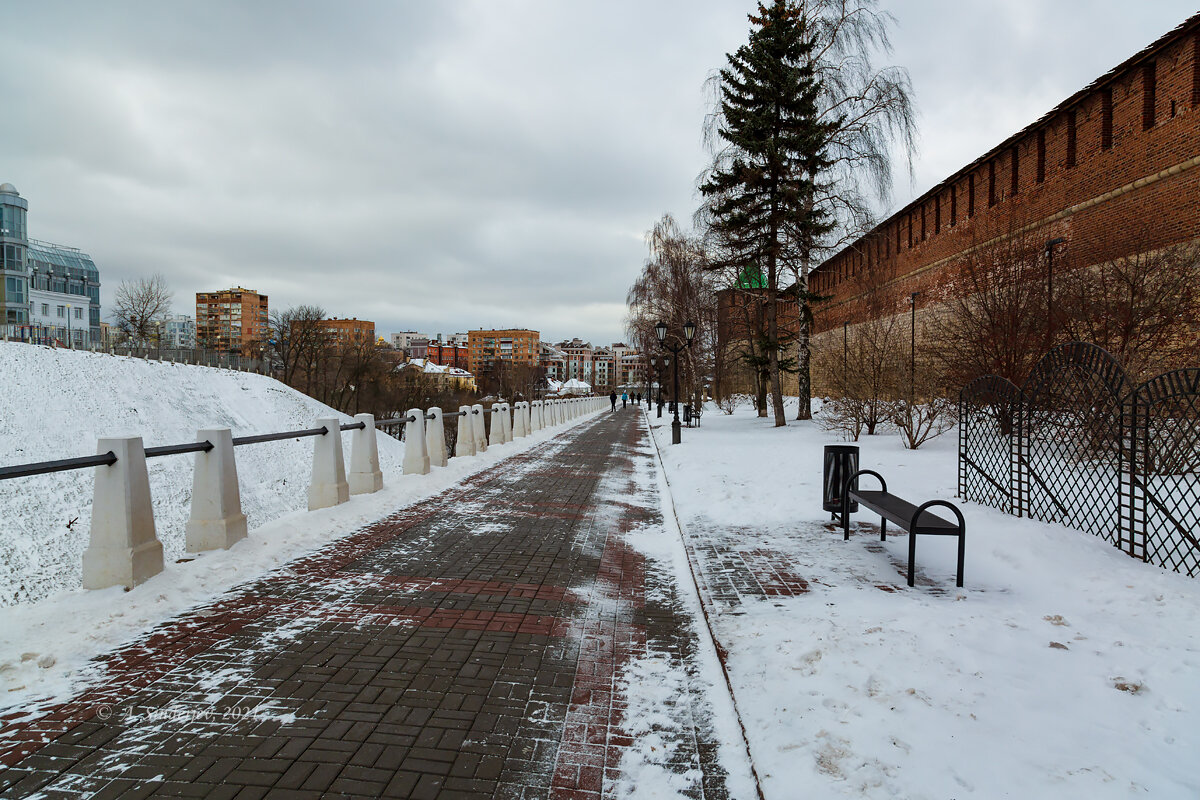 Зимний день в городе - Александр Синдерёв