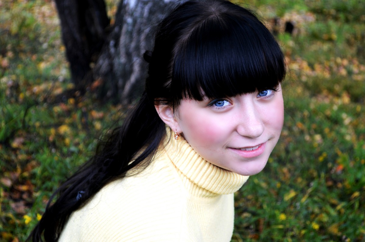 Жёлтый свитер) - Настенька Апрельская