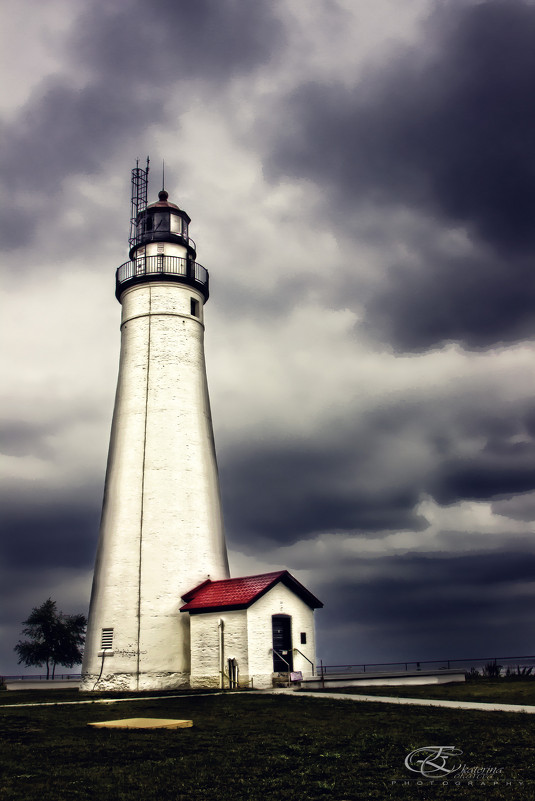 Port Huron Lighthouse - Katerina Tokareva