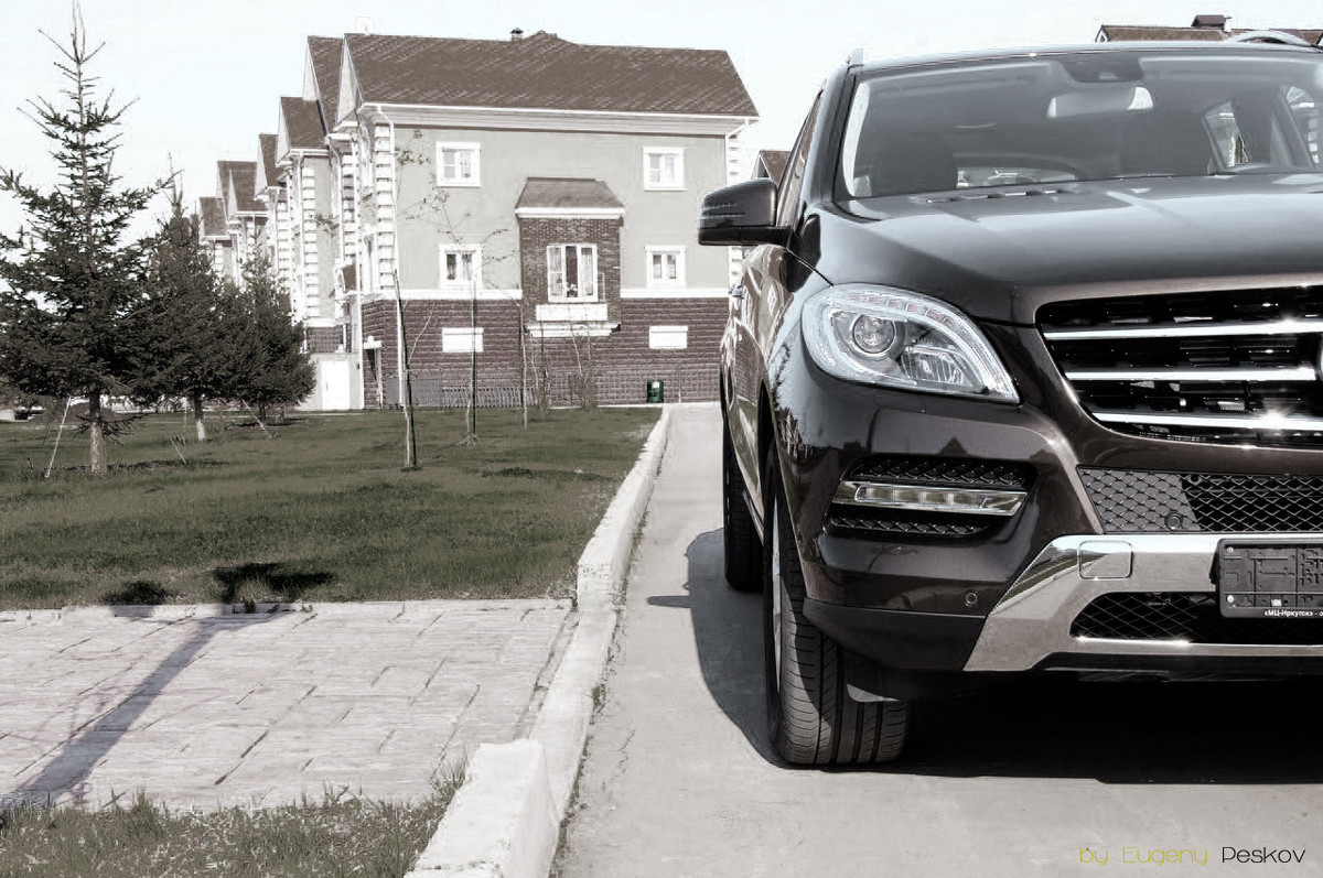 .Mercedes GL. - Eugeny Peskov