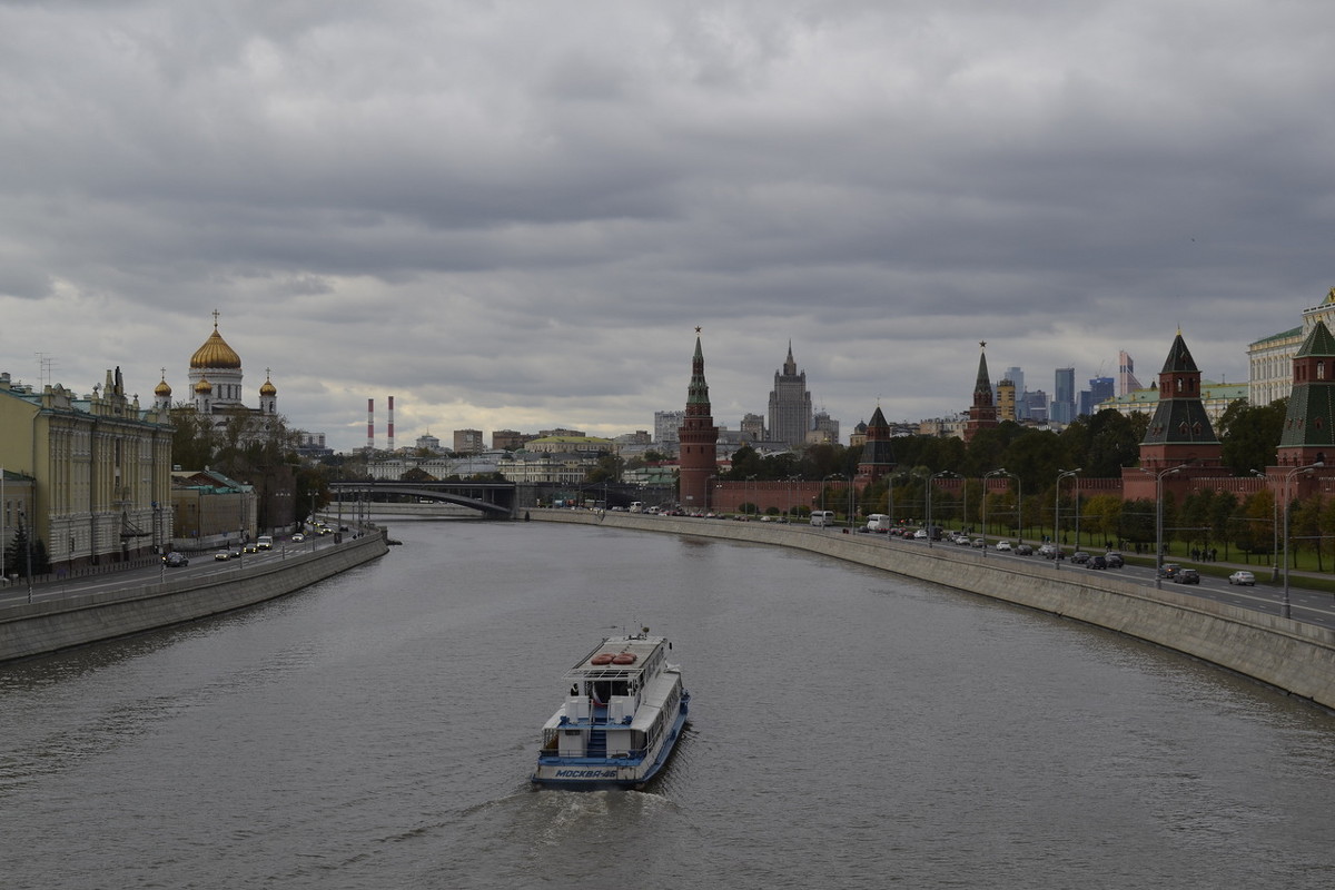 Москва:) - Лена Лена