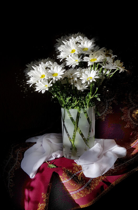 Хризантемы в вазе - Наталья (D.Nat@lia)