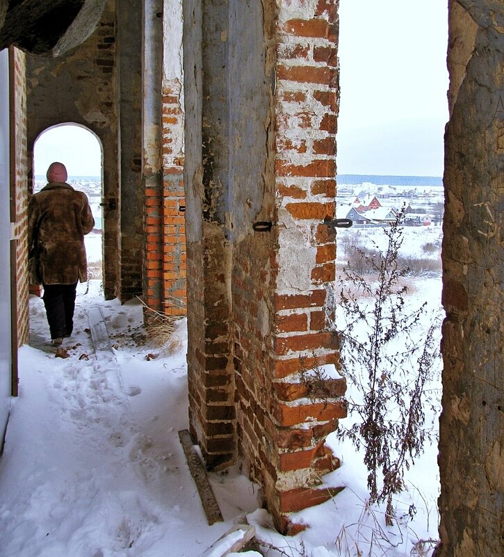 Галерея Исаакиевского храма-колокольни в Степановском - Евгений Кочуров