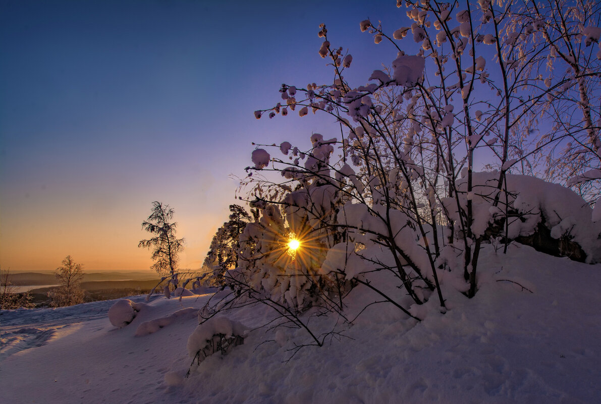 Солнце зимнее встает - Vladimbormotov 