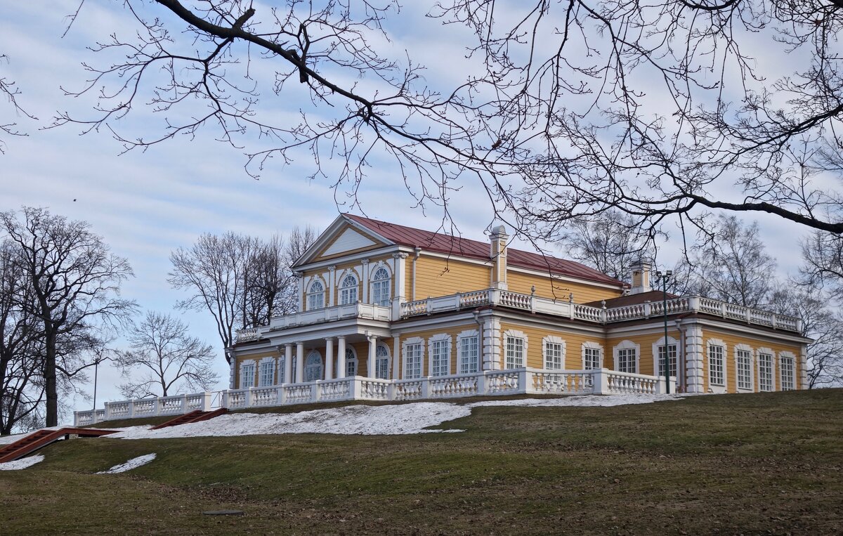 Путевой дворец Петра - Елена 