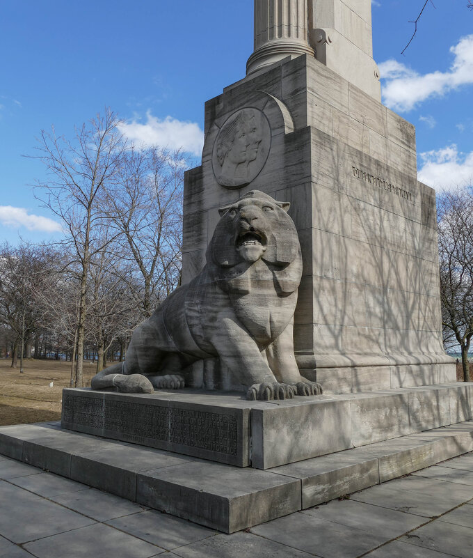 Фрагмент монумента в честь открытия автомагистрали в Торонто. - Юрий Поляков