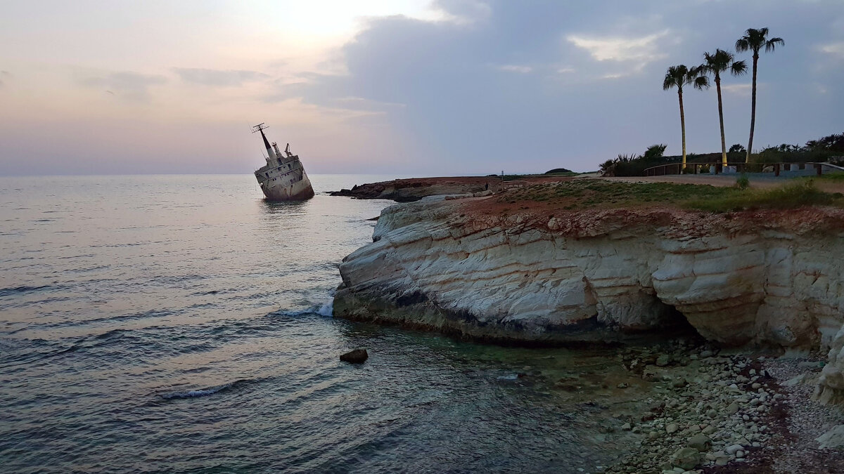 Остров затонувших кораблей - Наталья (D.Nat@lia)