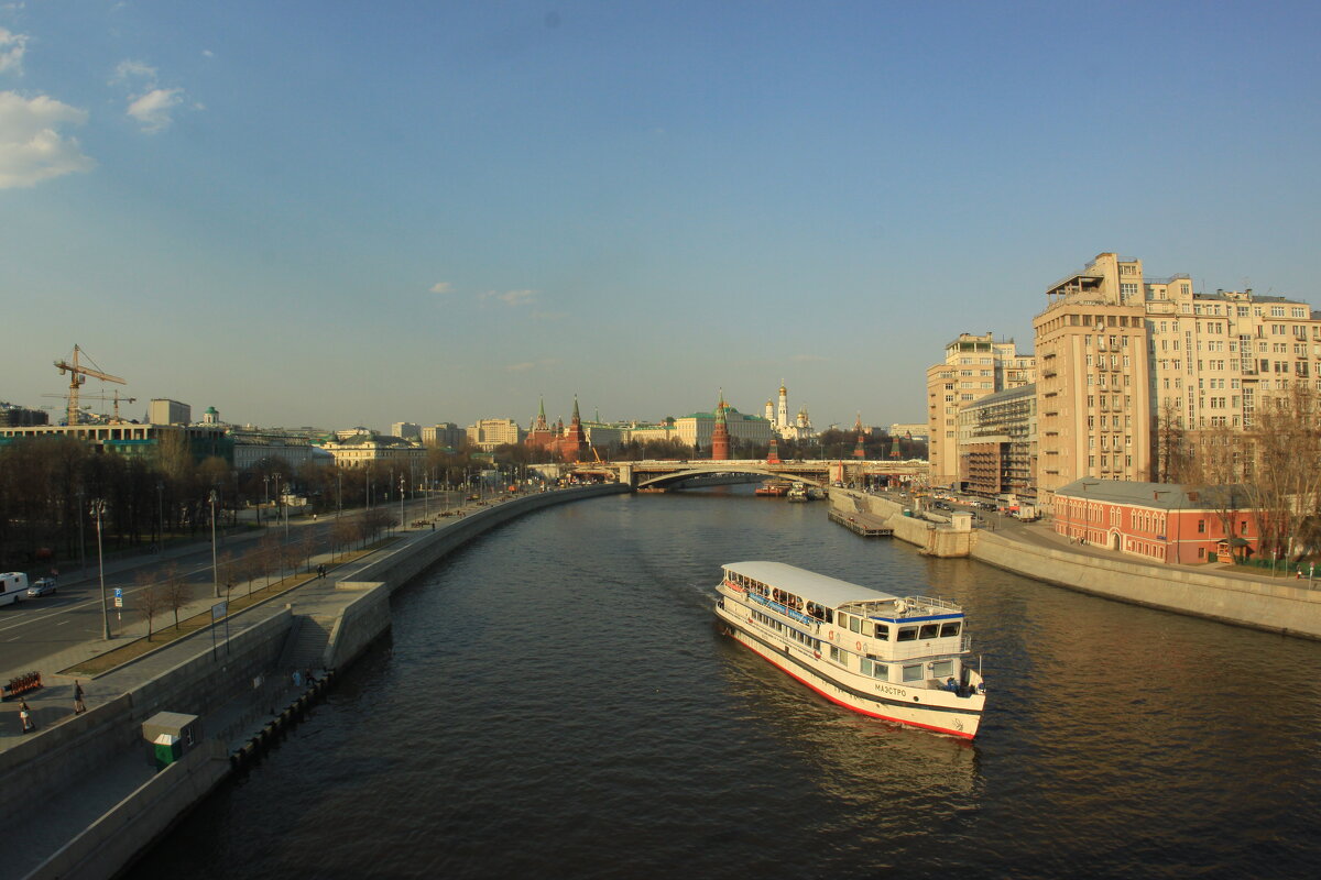 Москва 14.04.2021г. Фото с объектива МС Зодиак-2М-2 3,5/15 КМЗ №860001 - Виталий Виницкий