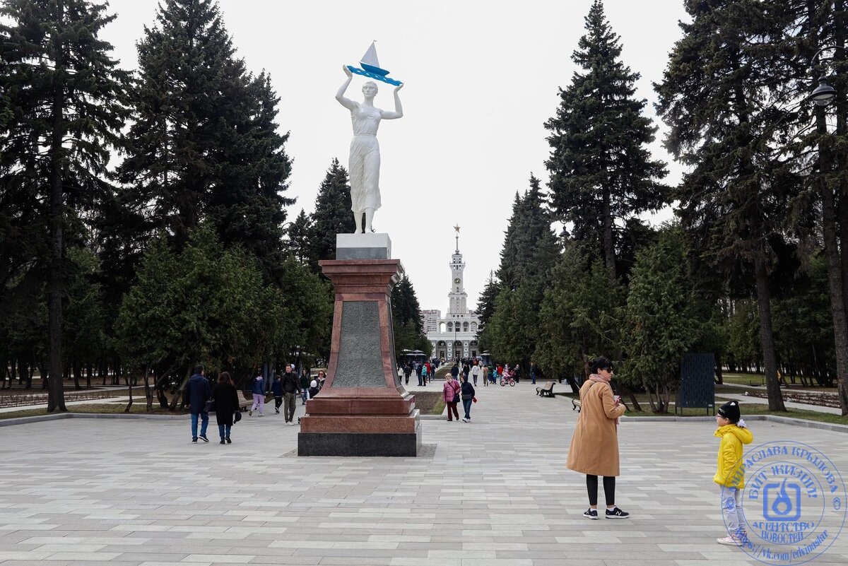 Парк Северного речного вокзала - Мираслава Крылова