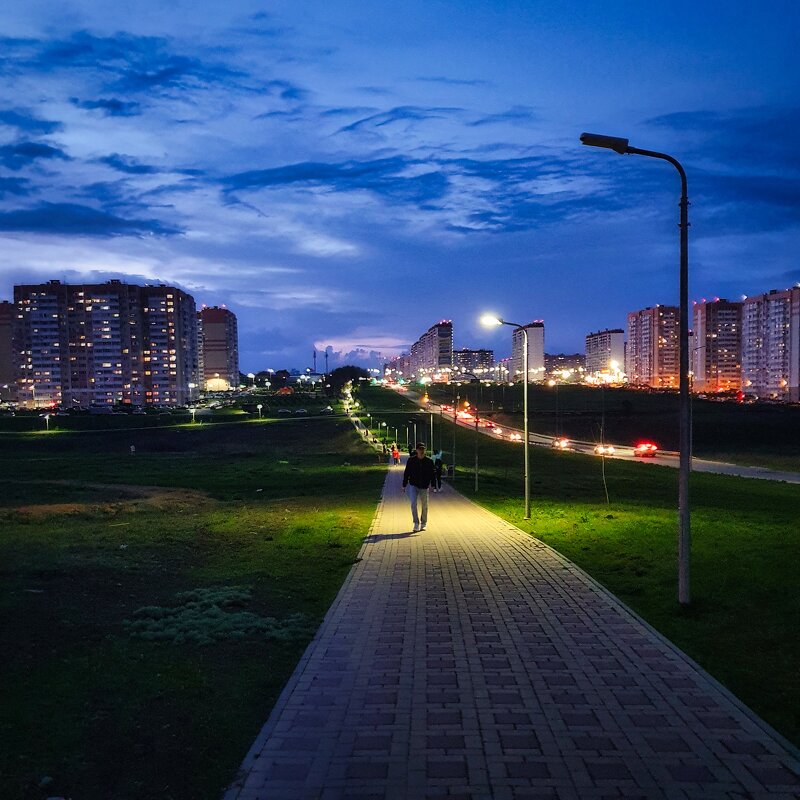 Ночные прогулки - Александр Гапоненко