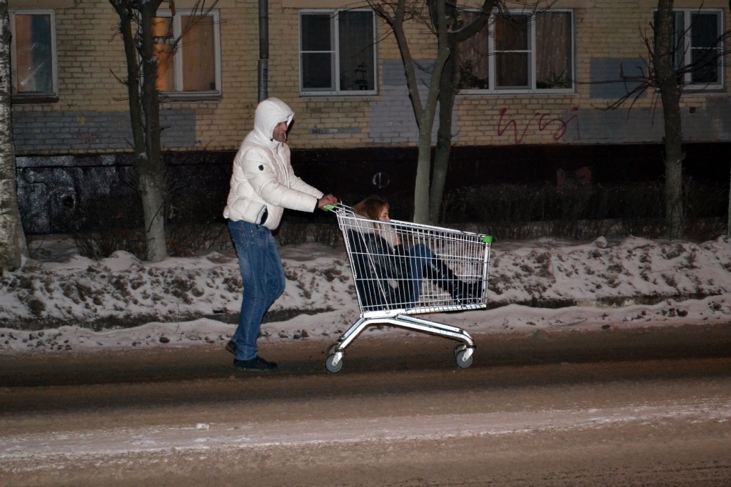 Нетривиальный новогодний подарок из супермаркета - Борис Русаков
