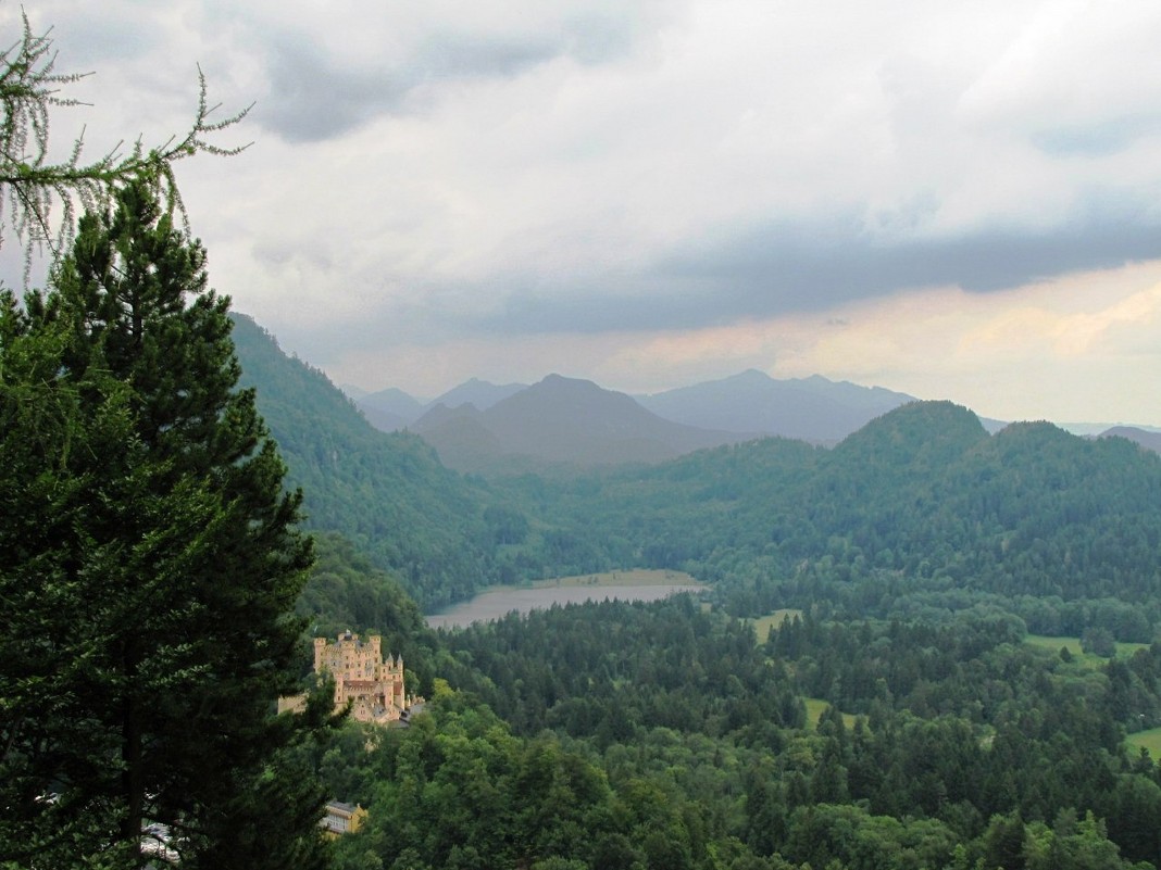 Вид на замок Хоэншвангау и его окрестности - Ольга Иргит